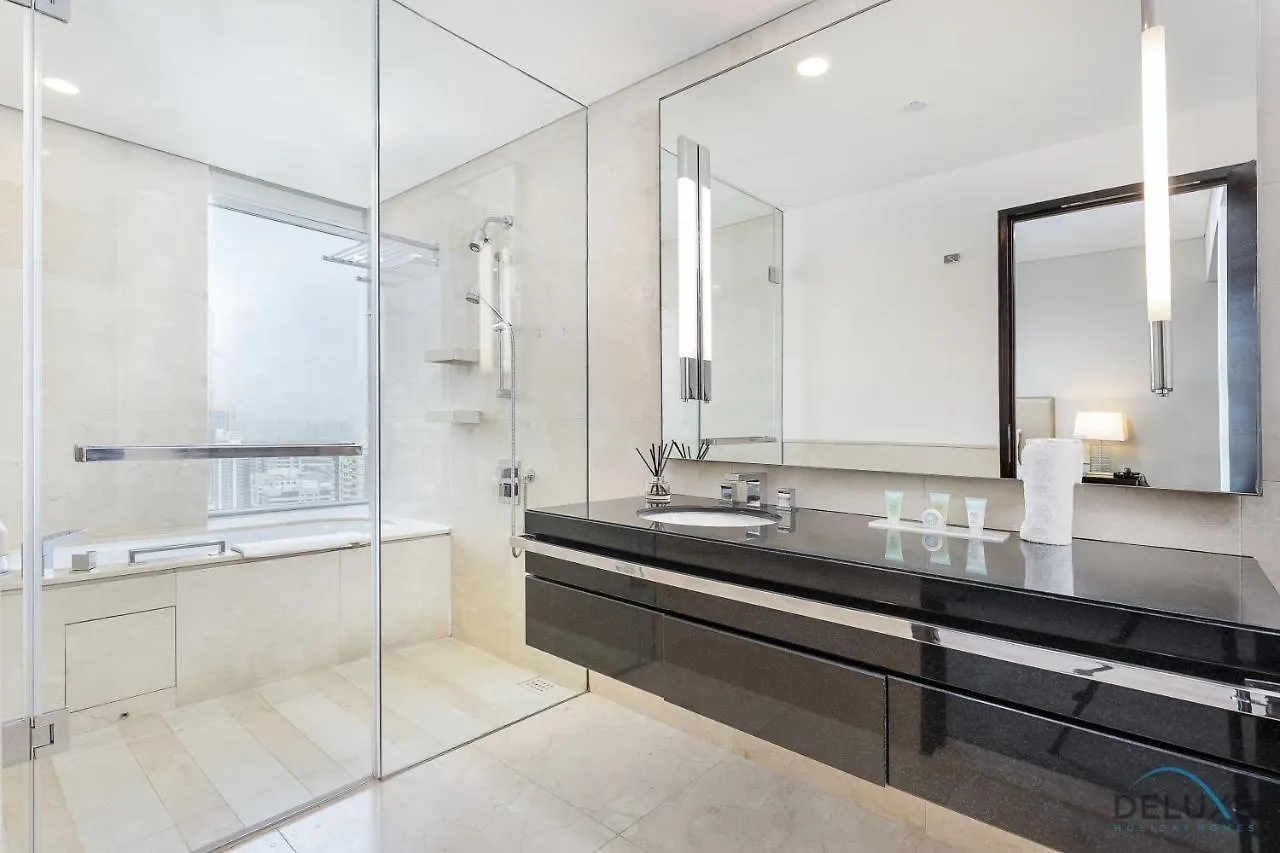 Modern 2Br In The Address Residences Dubai Marina By Deluxe Holiday Homes شقة